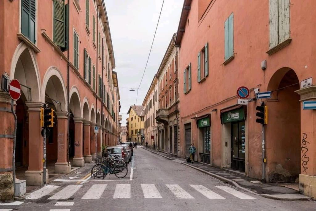 Central Elegant Apartment - Liberty House Bologna Exterior photo